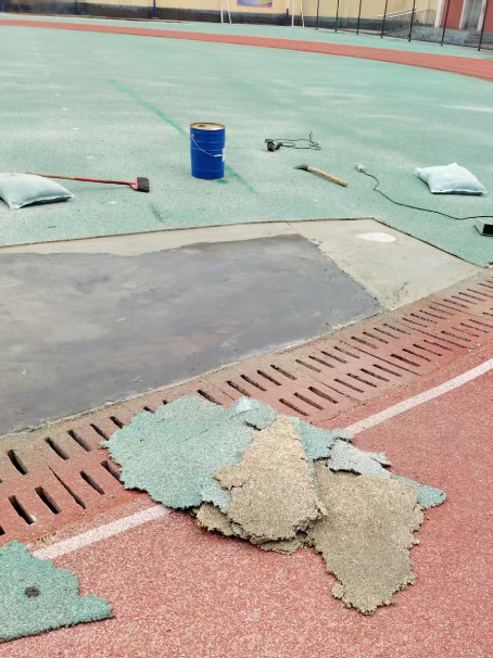 双鸭山球场翻新维修补、球场翻新修补改造